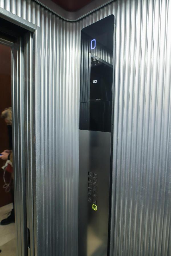 Central Apartment Close To Food And Shopping Bologna Exterior photo
